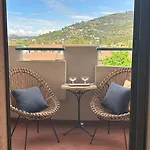 Con Vista